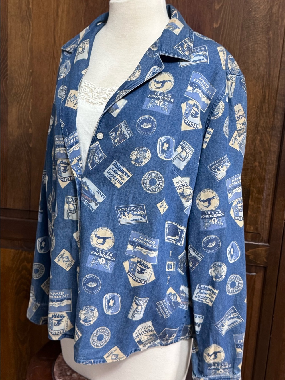 Vintage 90s Travelcore | Wanderlust | Quirky Retro Denim Button Down M/L